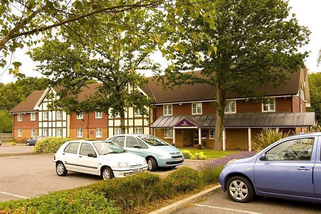 Premier Inn London Gatwick Airport East Crawley  Exterior foto